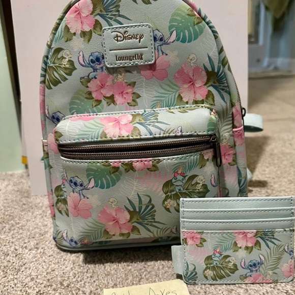 Loungefly Floral Backpack - Picture 1 of 1